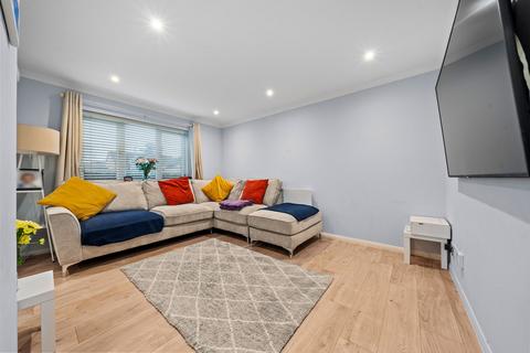 Flat 1, 3 Primrose Close, Wallington, SM6 7HJ