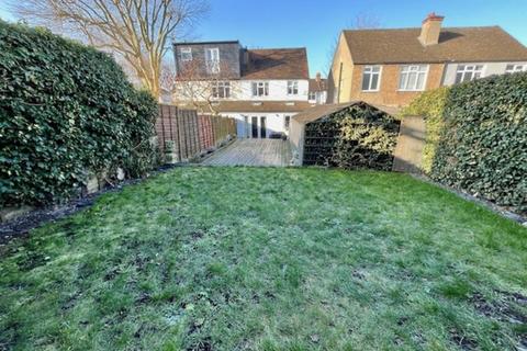 3 bedroom semi-detached house for sale, Demesne Road, Wallington