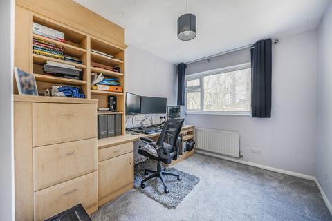 Flat 8, 1 Cedar Gardens, Sutton, SM2 5EQ