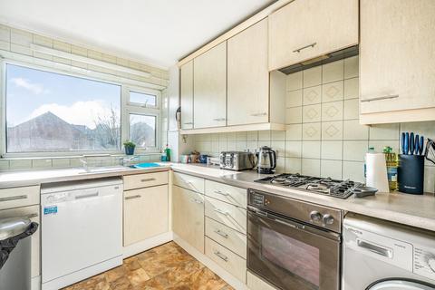 Flat 8, 1 Cedar Gardens, Sutton, SM2 5EQ