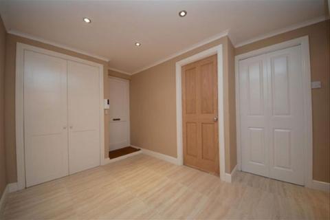 2 bedroom flat to rent, Lambert Avenue, Richmond TW9