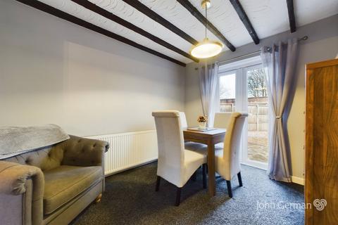 4 Barton Turn, Barton Under Needwood, Burton-on-trent, DE13 8EA