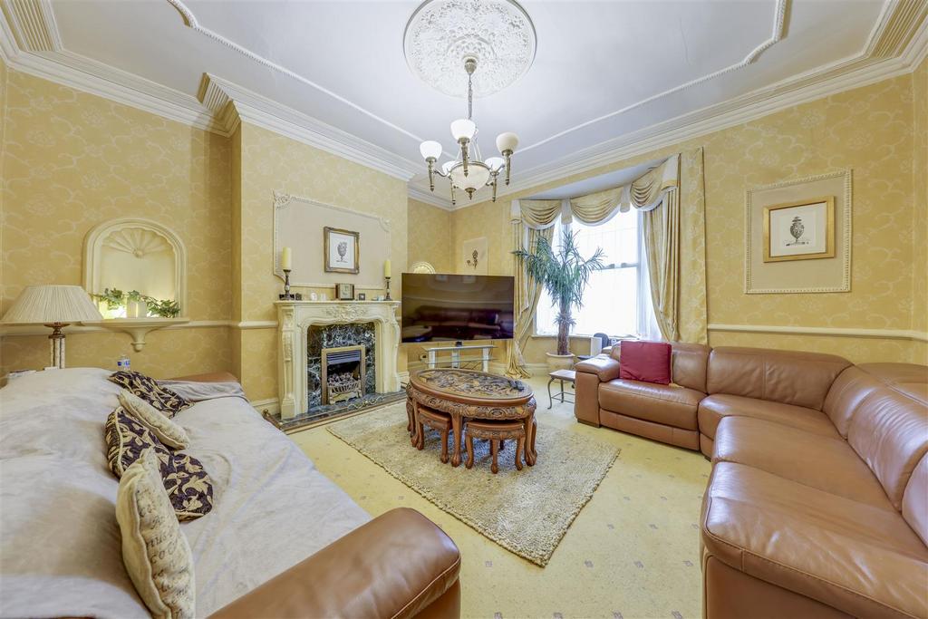 2nd Lounge