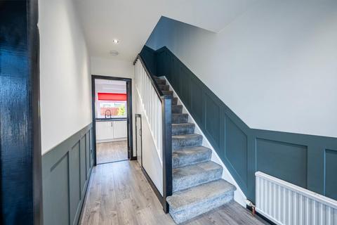 6 Heath Road, Larkhall, ML9 2JE