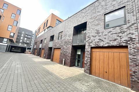 Advent Way, Manchester, M4 7LQ