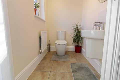 15 Bovinger Road, Leicester, LE5 0TX
