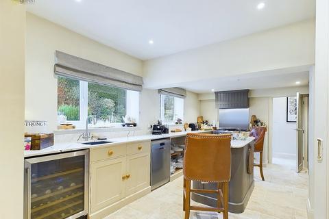 20 Knighton Close, Sutton Coldfield, B74 4BA