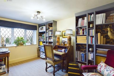 20 Knighton Close, Sutton Coldfield, B74 4BA
