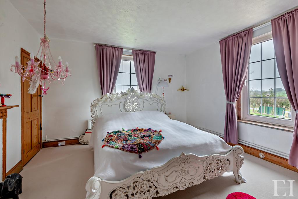 8632433-interior05 WM-800