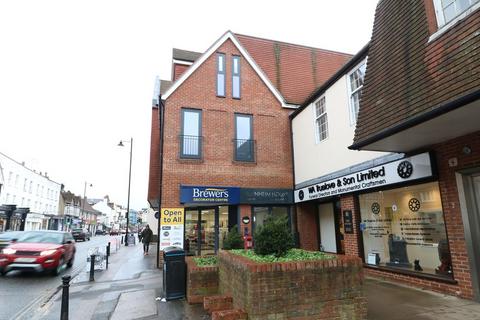 1 bedroom apartment to rent, High Street, Dorking