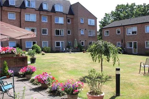 1 bedroom flat for sale, Mount Hermon Road, Surrey GU22