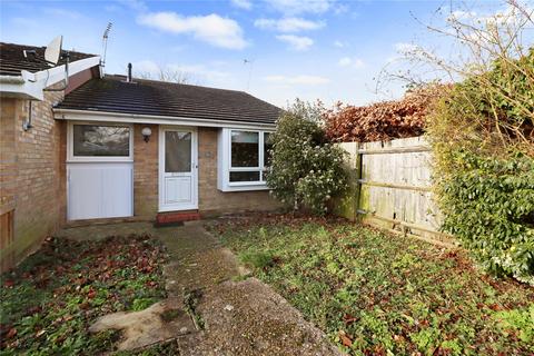 5 Avonmead, Woking, GU21 3HH