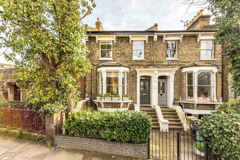 4 bedroom terraced house for sale, Shacklewell Lane, London E8