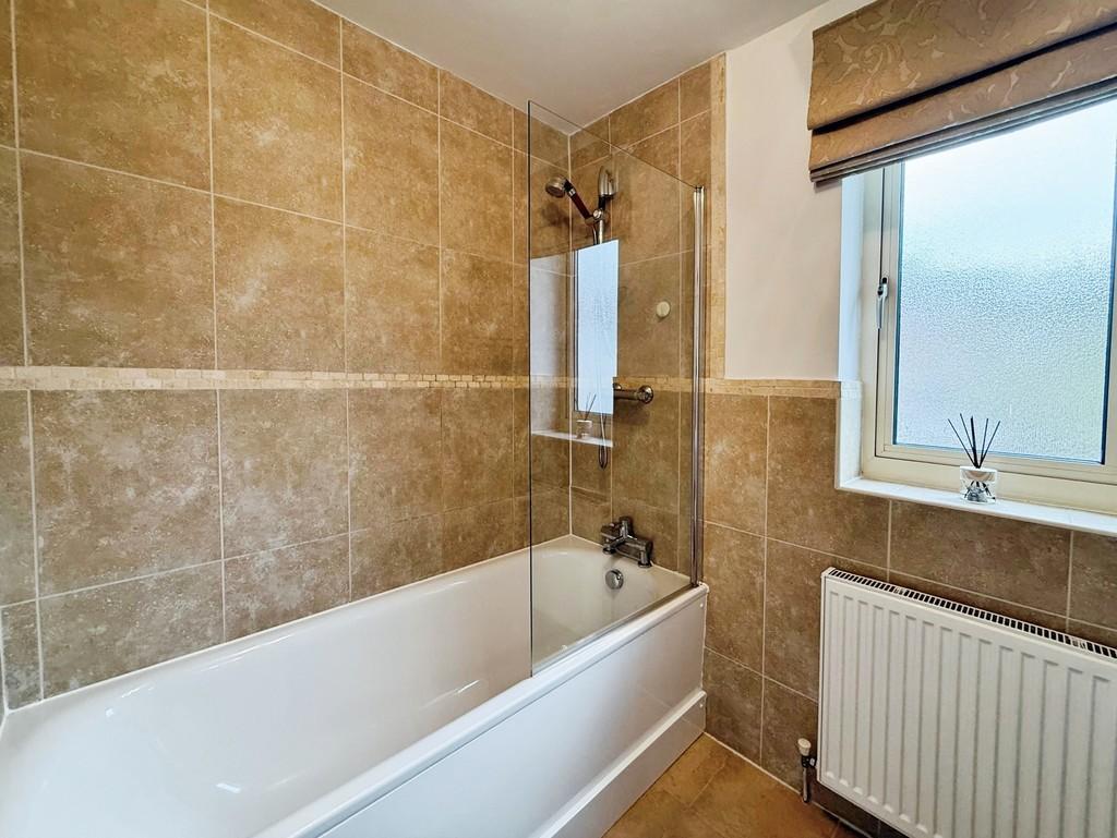 Fa49c2d2-bathroom