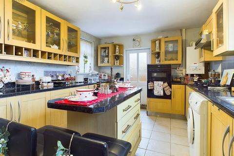 2 bedroom detached bungalow for sale, Glascote Road, Tamworth B77