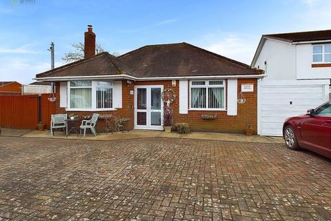 2 bedroom detached bungalow for sale, Glascote Road, Tamworth B77