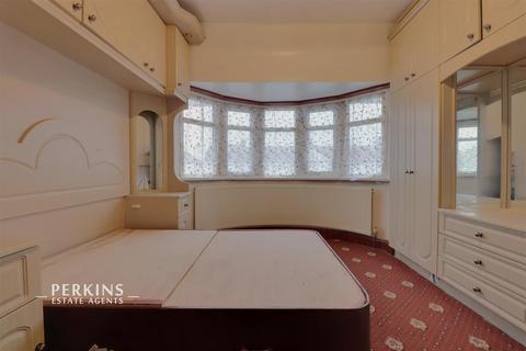 176 Ascot Gardens, Southall, UB1 2SE