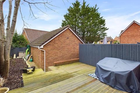 4 bedroom detached house for sale, Coltishall Close, Quedgeley, Gloucester