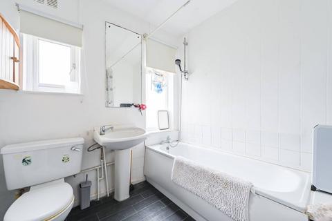 3 bedroom terraced house for sale, Cambrian Road, Leyton, London, E10