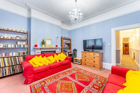 3 bedroom flat for sale, Lechmere Road, Willesden Green, London, NW2