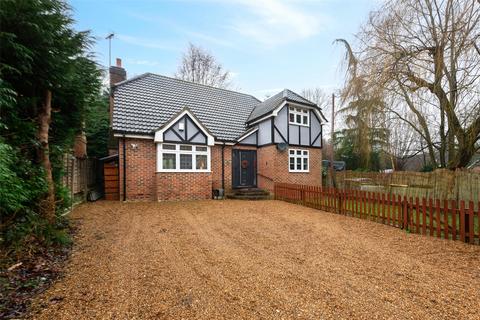 4 bedroom detached house for sale, Meadow Lane, Meopham, Kent, DA13