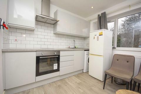 1 bedroom flat to rent, Foscote Road, London NW4