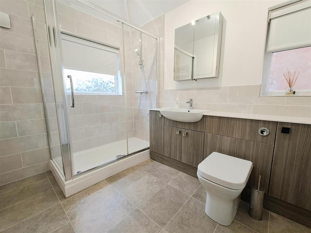 Re Fitted Shower Room