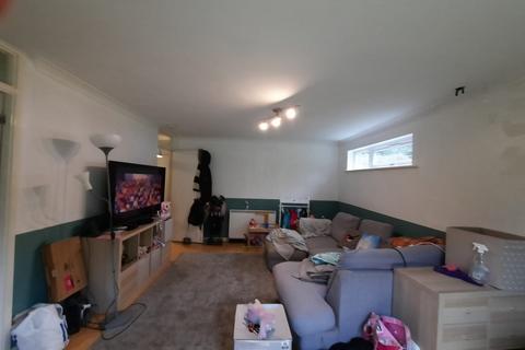 2 bedroom flat to rent, Josephine Ct, Southcote Rd, Reading, RG30