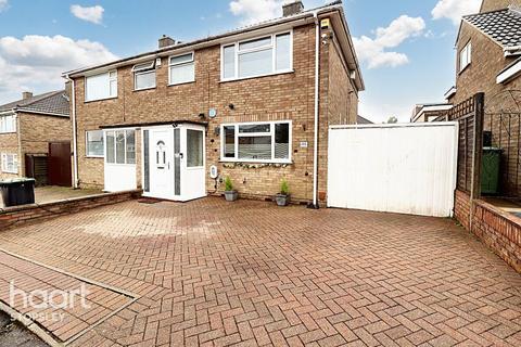 3 bedroom semi-detached house for sale, Beaconsfield, Luton