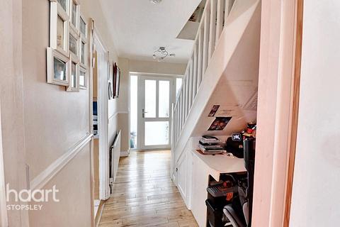 44 Beaconsfield, Luton, LU2 0RW