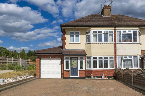 3 bedroom semi-detached house for sale, Lynfords Drive, Wickford, SS11