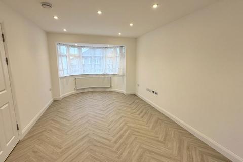 15 Formby Avenue, Stanmore, HA7 2LA