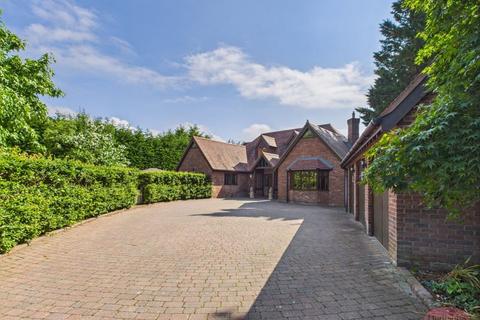 5 bedroom detached house for sale, Matchams Lane, Christchurch
