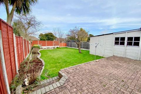 56 Chestnut Grove, Dartford, DA2 7PG
