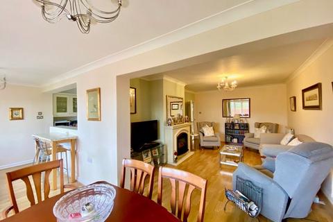 56 Chestnut Grove, Dartford, DA2 7PG