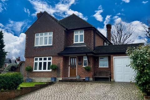 3 bedroom detached house for sale, Grove Avenue, Epsom