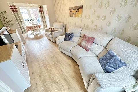 4 bedroom detached house for sale, Snowberry Way, Whitby