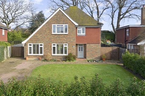 4 bedroom detached house for sale, Redcroft Walk, Cranleigh