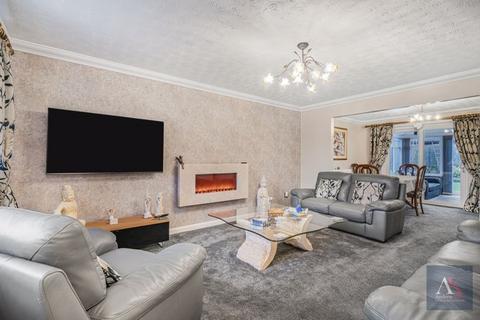 1 Creaton Way, Middleton, Manchester, M24 5JY