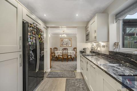 1 Creaton Way, Middleton, Manchester, M24 5JY