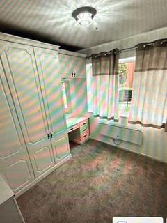 2 bedroom property to rent, Luton LU2