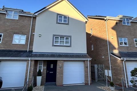 3 bedroom townhouse for sale, Penmaen Bod Elias, Old Colwyn