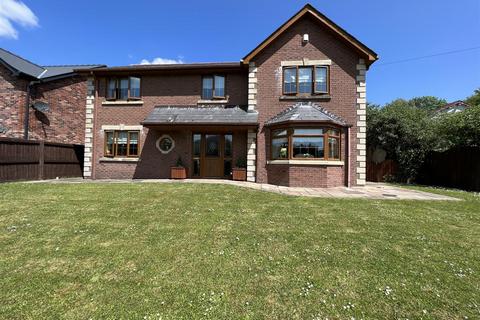 4 bedroom detached house for sale, Well Place, Aberdare CF44