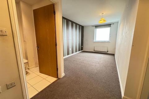 2 bedroom flat for sale, Centreway Apartments, Axon Place, Ilford