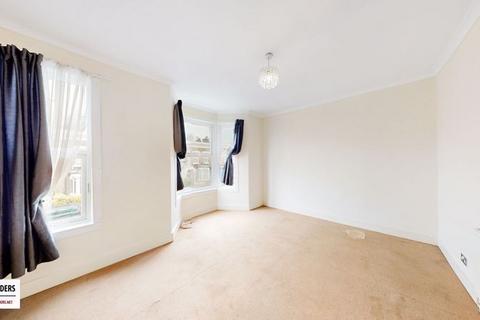 2 bedroom apartment for sale, High Road Leytonstone, Leytonstone, E11