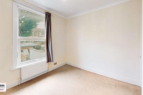 2 bedroom apartment for sale, High Road Leytonstone, Leytonstone, E11