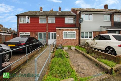 3 bedroom terraced house for sale, Prospect Road, Cheshunt