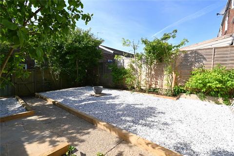 25 Lilac Way, Basingstoke, RG23 8AQ