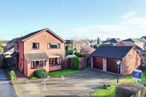 4 bedroom detached house for sale, Naas Lane, Gloucester GL2