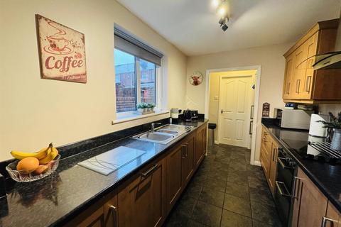 2 bedroom house for sale, Garden Place, Houghton Le Spring DH4